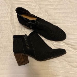 Black Lucky Brand Booties